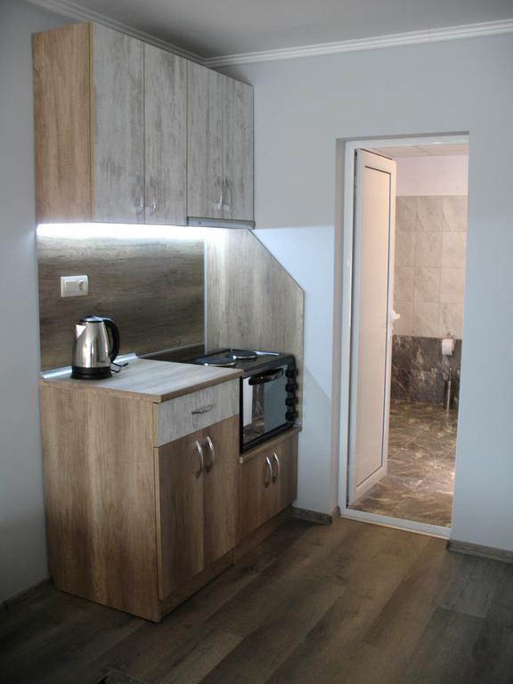 Leon Rent Studio 8 Apartman Veliko Tarnovo Kültér fotó